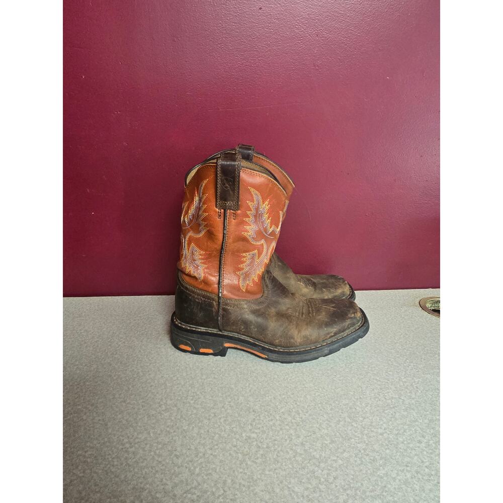 Ariat Boy's Earth WorkHog Boots Size 2